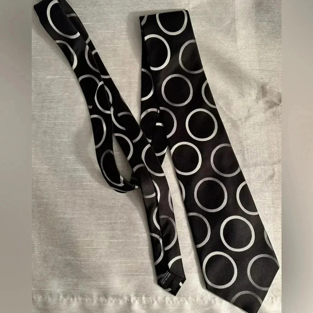 Vintage Pierre Cardin Neck Tie 100% Silk Silver/white  Black 56' Mens